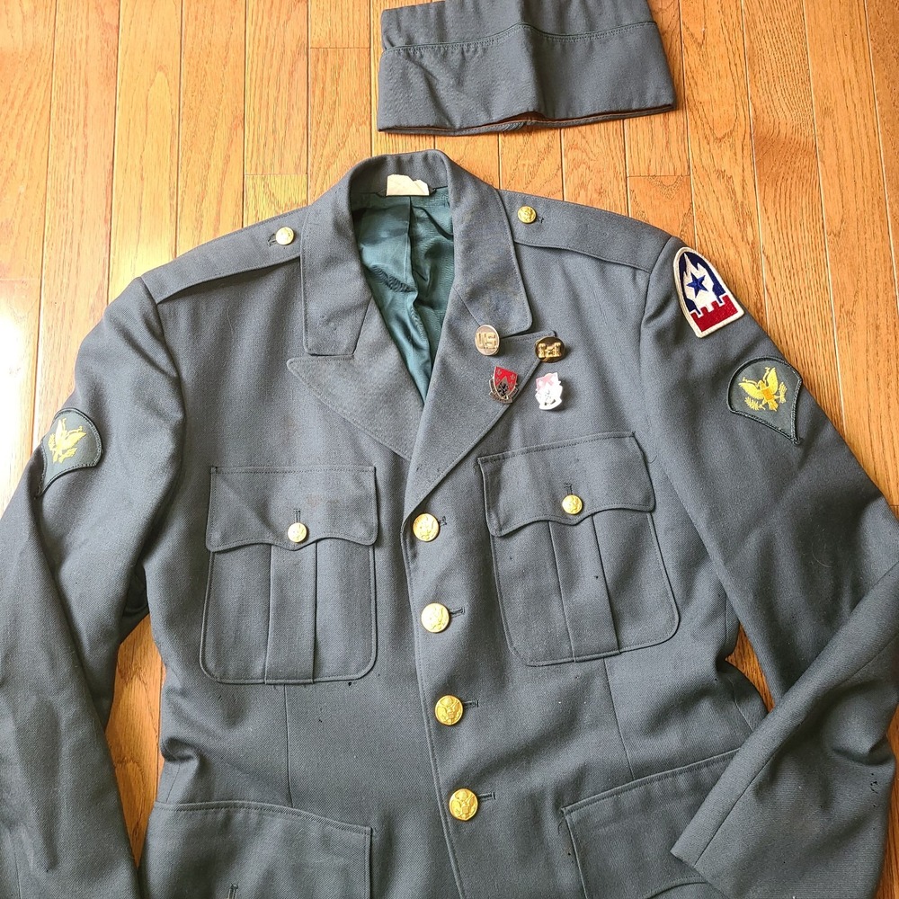 60's Vintage US Wool Military Officer Jacket Patches, Pins and Cap 39R Military